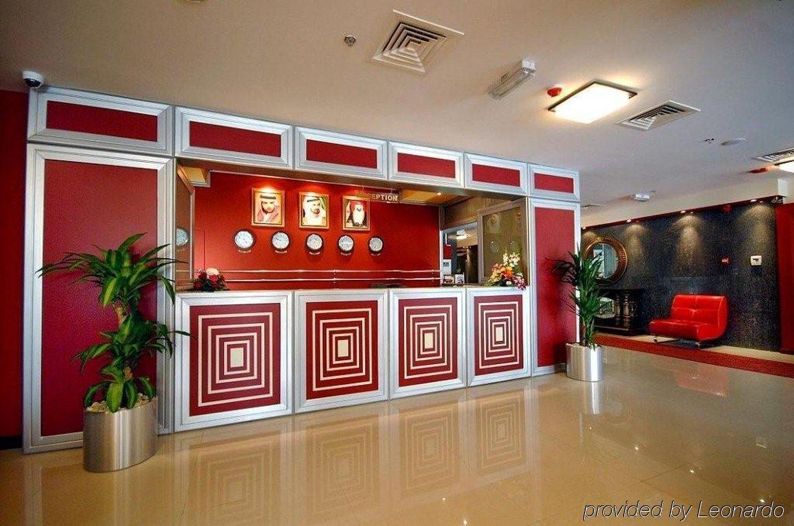 Golden Square Hotel Apartments ドバイ エクステリア 写真